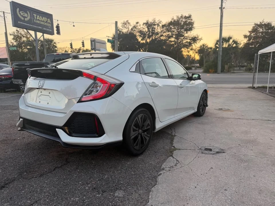 2017 Honda Civic 10th Gen - Image 6 of 17