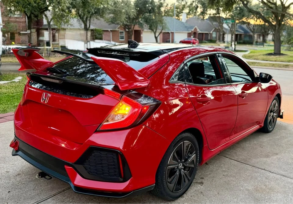 2017 Honda Civic 10th Gen - Image 4 of 17
