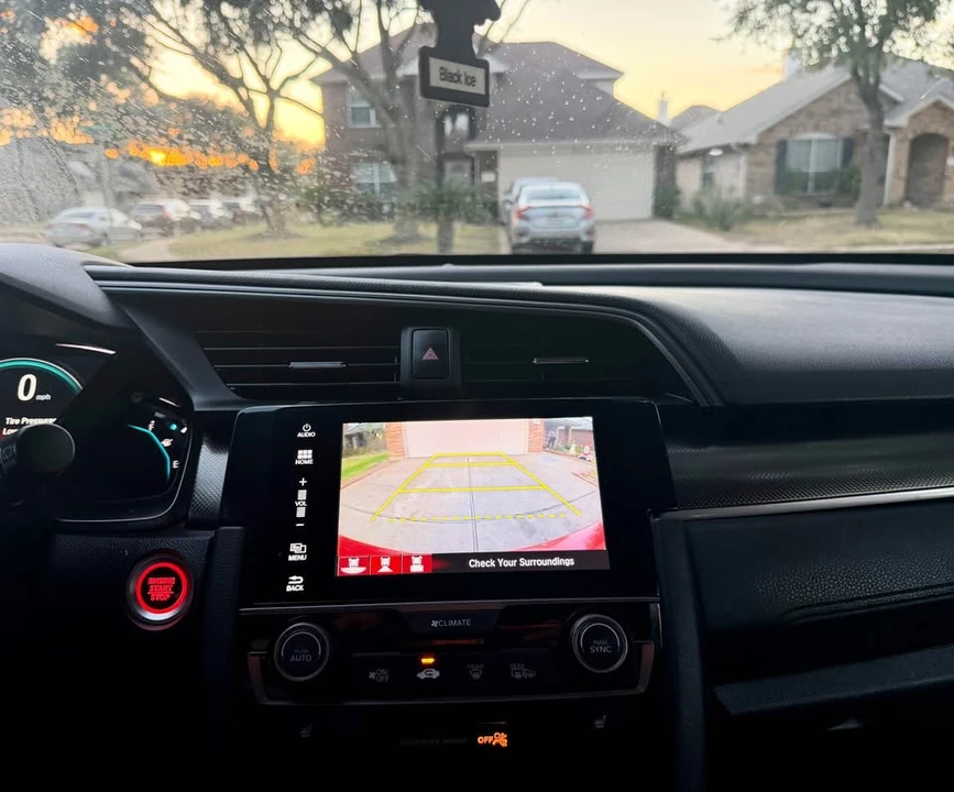 2017 Honda Civic 10th Gen - Image 13 of 17