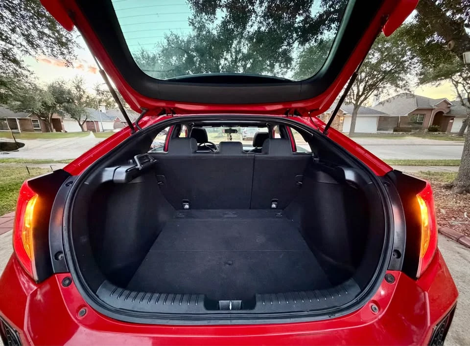 2017 Honda Civic 10th Gen - Image 14 of 17