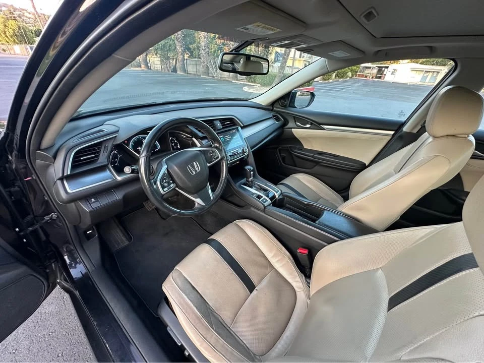 2017 Honda Civic 10th Gen - Image 8 of 11