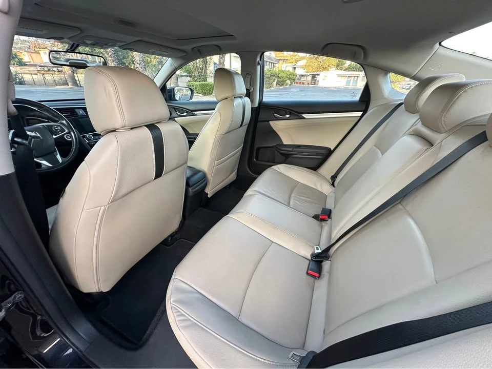 2017 Honda Civic 10th Gen - Image 9 of 11