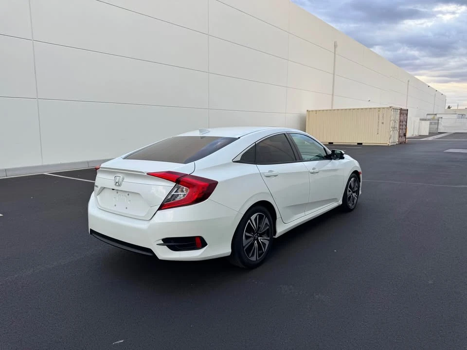 2017 Honda Civic 10th Gen - Image 2 of 13