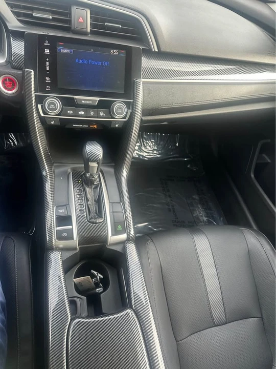 2017 Honda Civic 10th Gen - Image 4 of 4