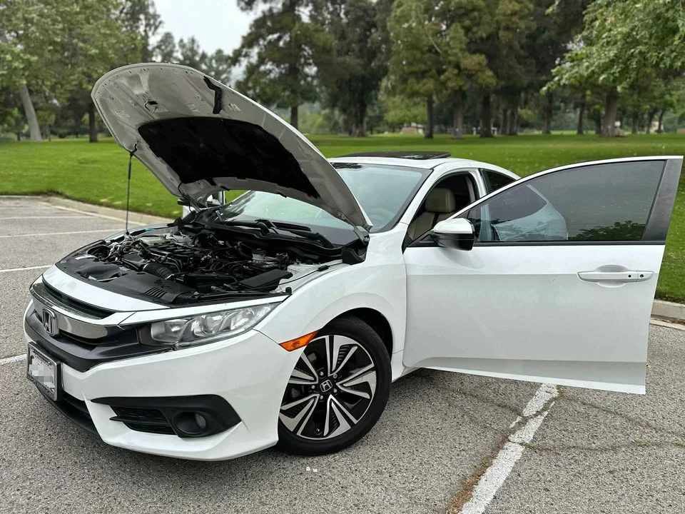 2017 Honda Civic 10th Gen - Image 13 of 19