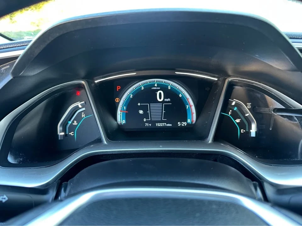 2017 Honda Civic 10th Gen - Image 7 of 11