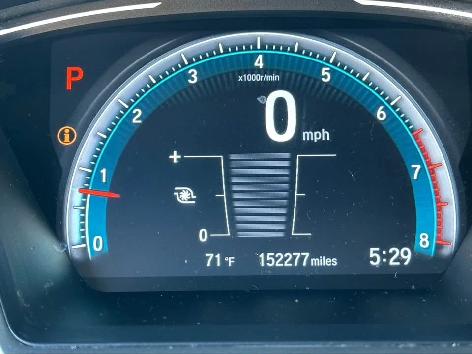 2017 Honda Civic 10th Gen - Image 8 of 11