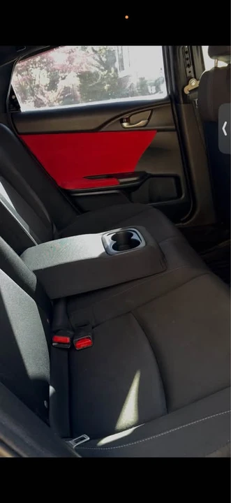 2017 Honda Civic 10th Gen - Image 9 of 11