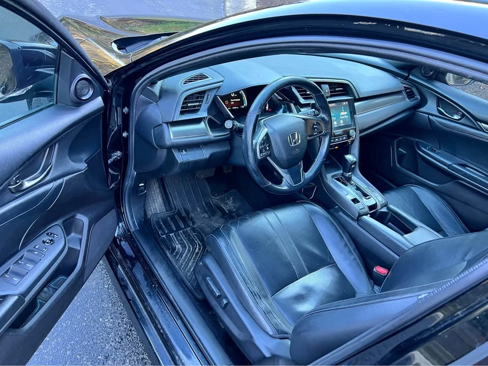 2017 Honda Civic 10th Gen - Image 14 of 15