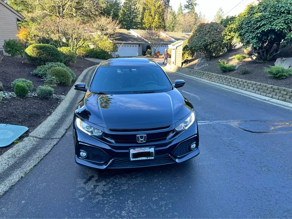 2017 Honda Civic 10th Gen - Image 6 of 15