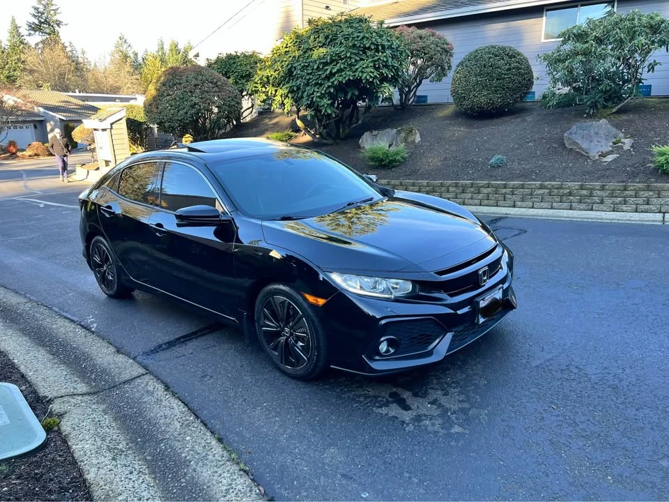 2017 Honda Civic 10th Gen - Image 7 of 15