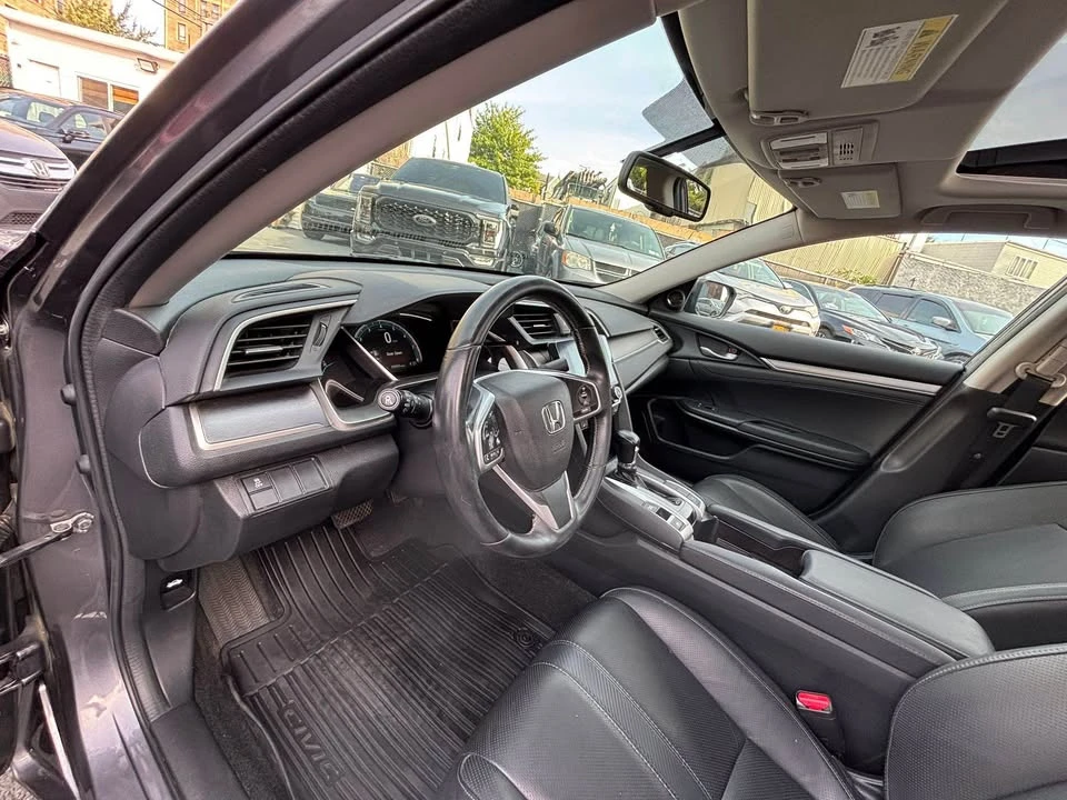 2017 Honda Civic 10th Gen - Image 11 of 17