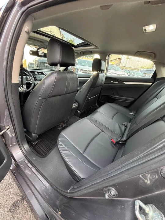 2017 Honda Civic 10th Gen - Image 12 of 17
