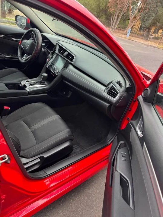 2017 Honda Civic 10th Gen - Image 6 of 8