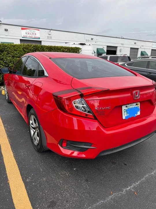 2017 Honda Civic 10th Gen - Image 11 of 11