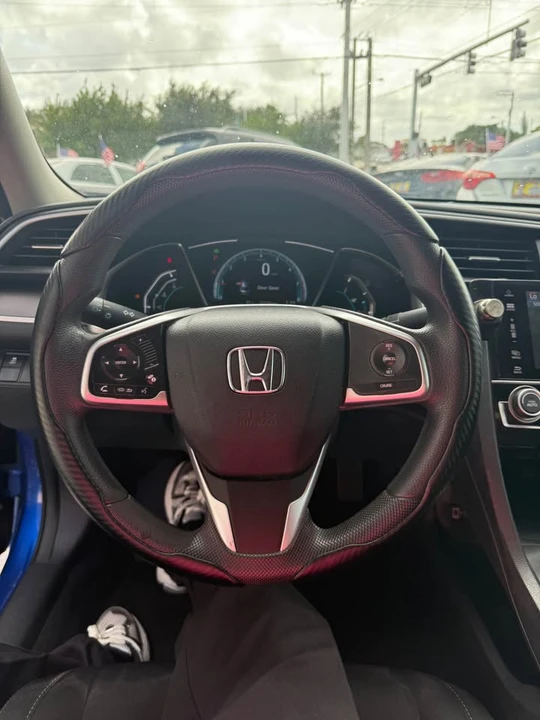 2017 Honda Civic 10th Gen - Image 7 of 9