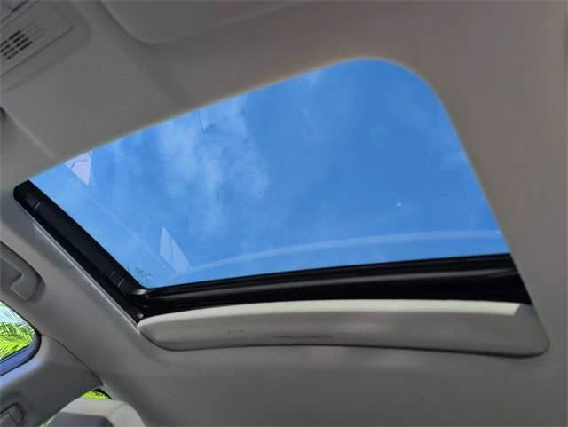 2017 Honda Civic 10th Gen - Image 7 of 7