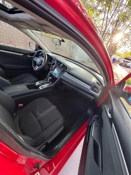 2017 Honda Civic 10th Gen - Image 4 of 7