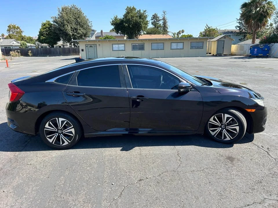 2017 Honda Civic 10th Gen - Image 13 of 17