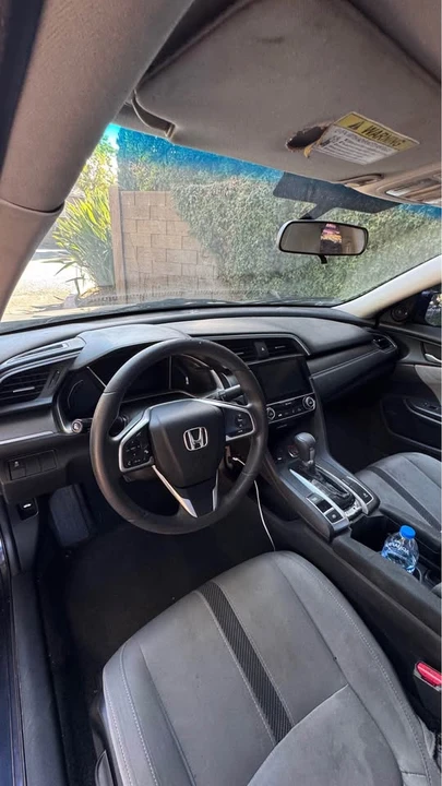 2017 Honda Civic 10th Gen - Image 7 of 12