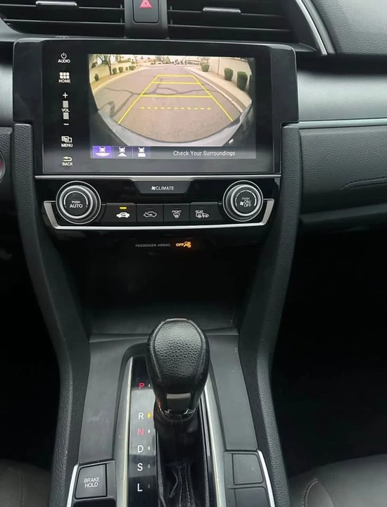 2017 Honda Civic 10th Gen - Image 10 of 11