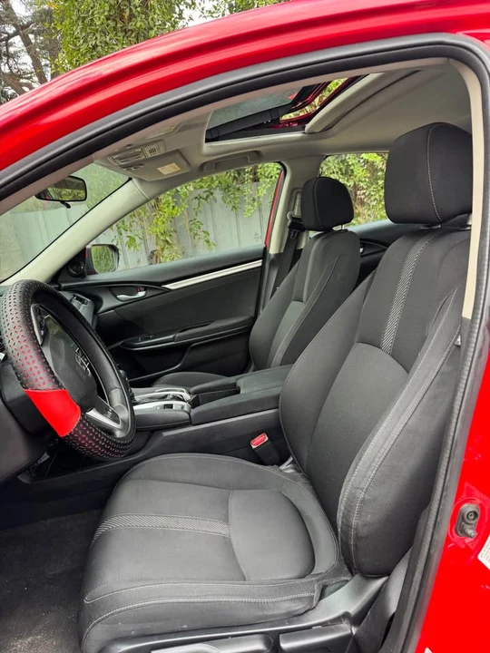 2017 Honda Civic 10th Gen - Image 5 of 8