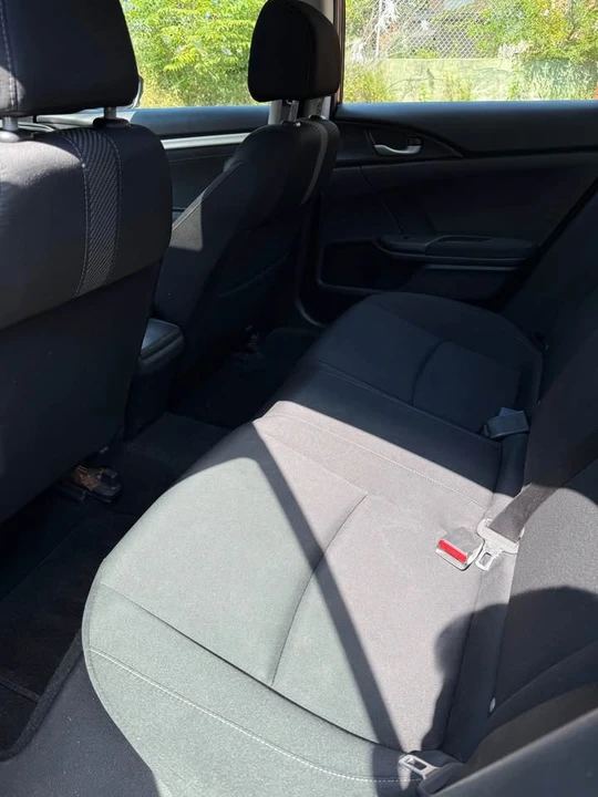 2017 Honda Civic 10th Gen - Image 7 of 13