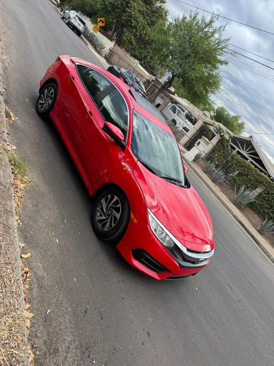 2017 Honda Civic 10th Gen - Image 7 of 8