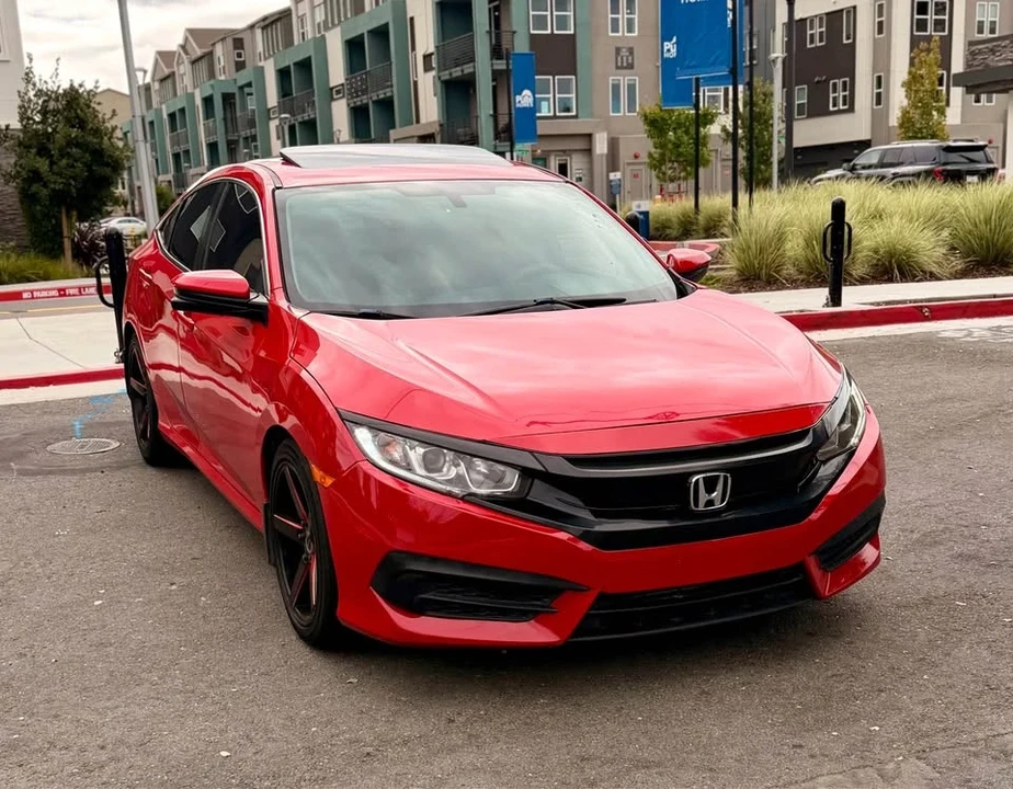 2017 Honda Civic 10th Gen - Image 15 of 15
