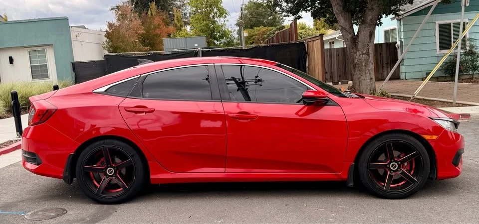 2017 Honda Civic 10th Gen - Image 4 of 15