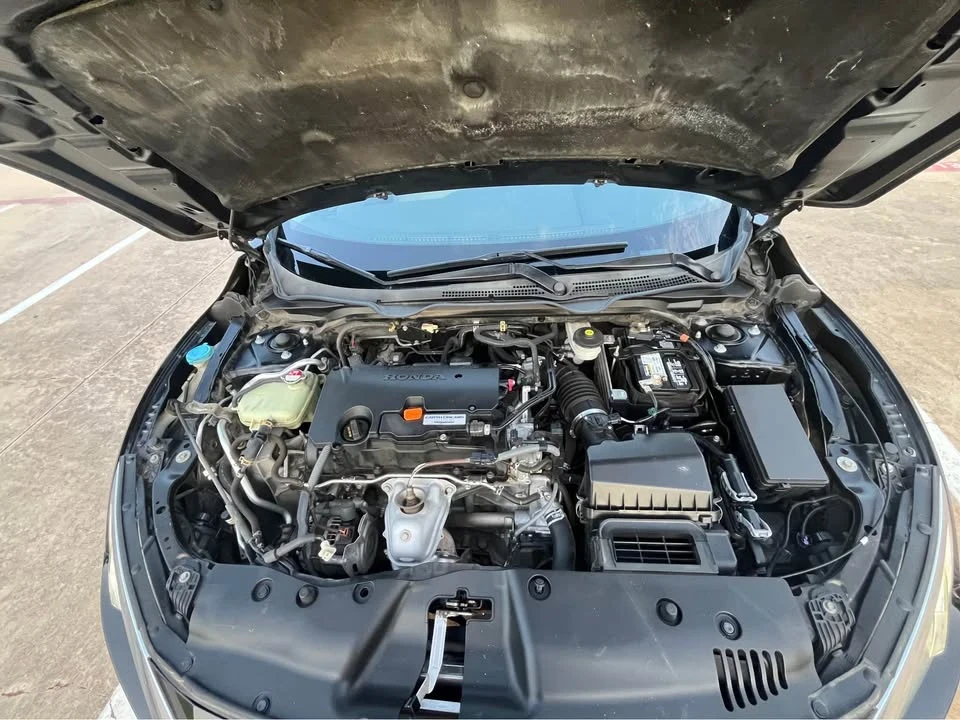 2017 Honda Civic 10th Gen - Image 9 of 11