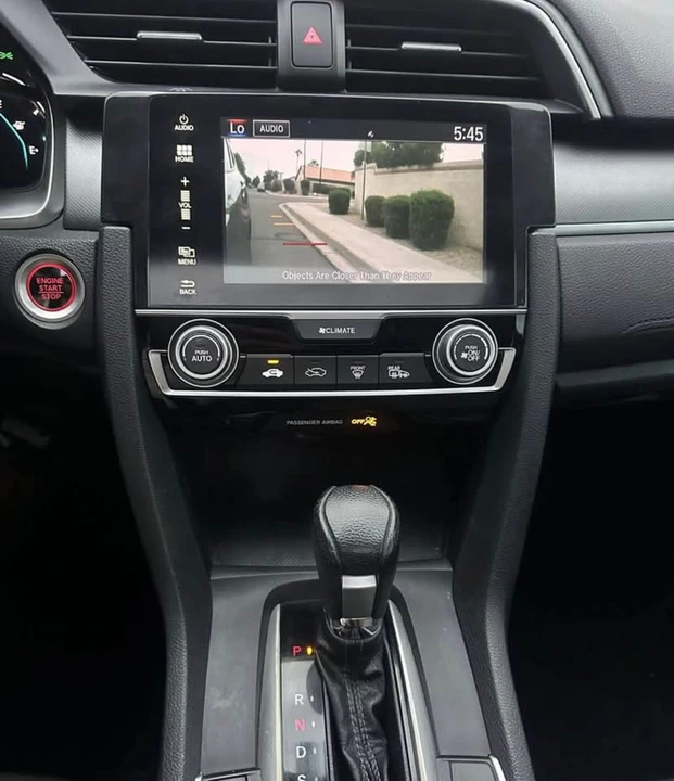 2017 Honda Civic 10th Gen - Image 9 of 11