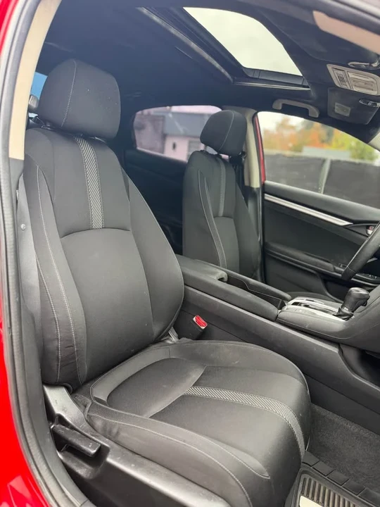 2017 Honda Civic 10th Gen - Image 8 of 15