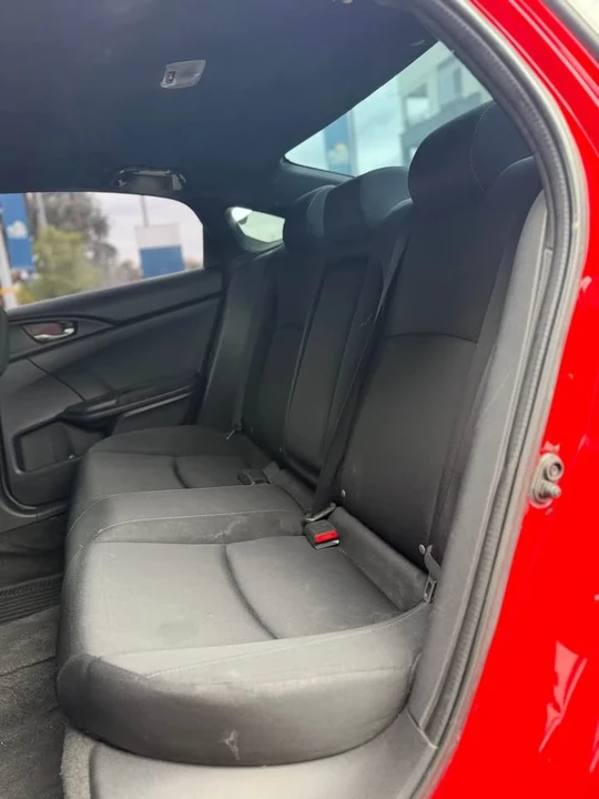 2017 Honda Civic 10th Gen - Image 5 of 15