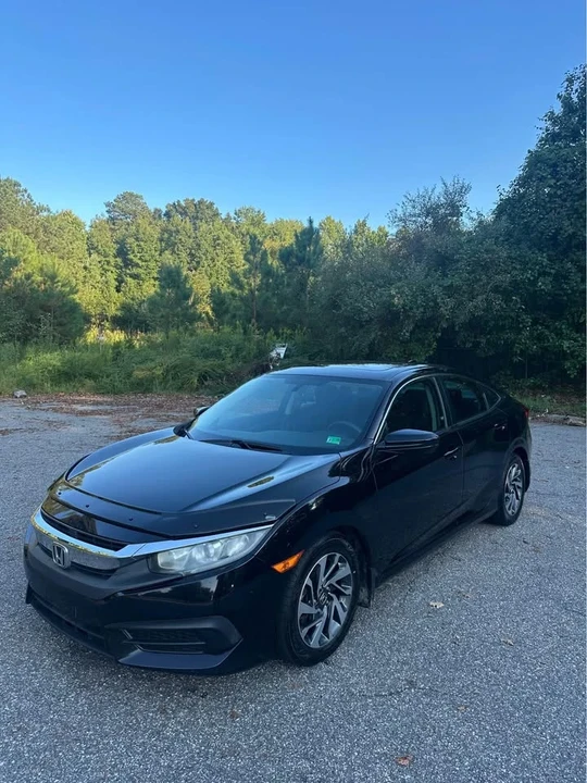2017 Honda Civic 10th Gen - Image 2 of 18