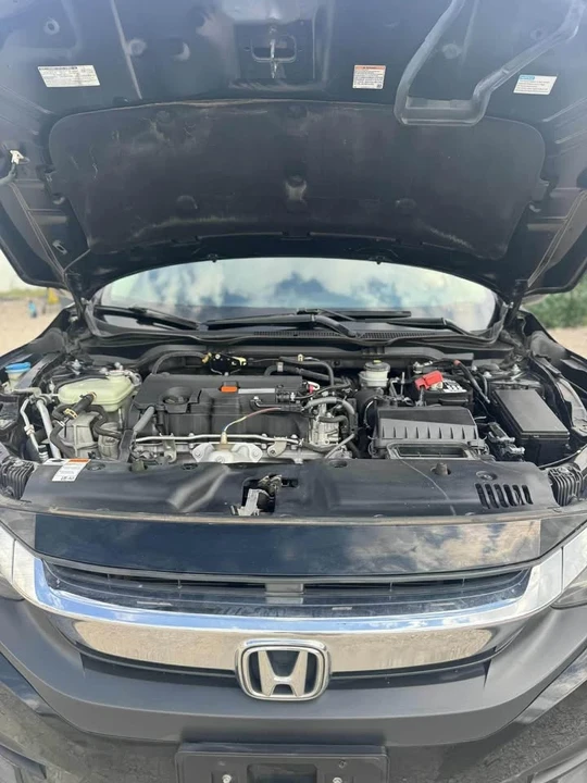 2017 Honda Civic 10th Gen - Image 11 of 12
