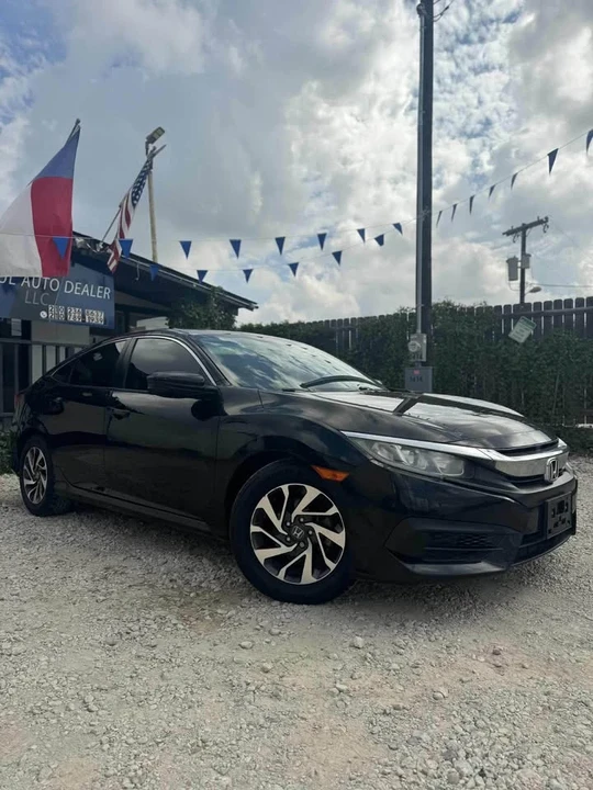 2017 Honda Civic 10th Gen - Image 2 of 12