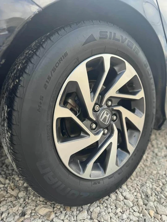 2017 Honda Civic 10th Gen - Image 12 of 12