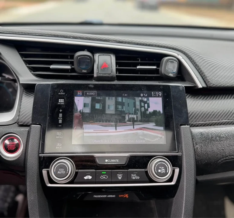 2017 Honda Civic 10th Gen - Image 11 of 15