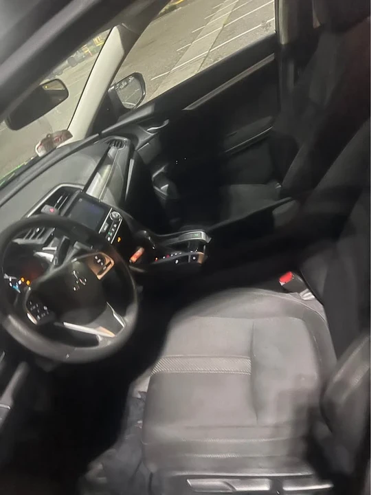 2017 Honda Civic 10th Gen - Image 14 of 20