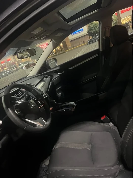 2017 Honda Civic 10th Gen - Image 18 of 20