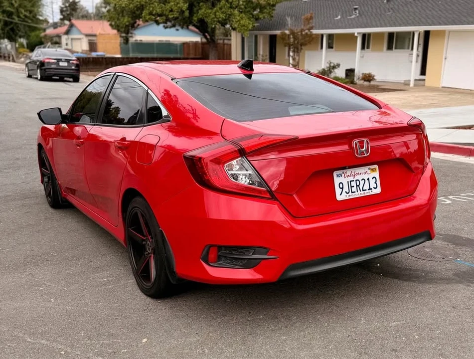 2017 Honda Civic 10th Gen - Image 3 of 15