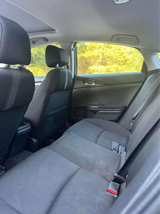 2017 Honda Civic 10th Gen - Image 16 of 18