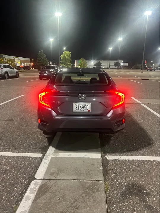 2017 Honda Civic 10th Gen - Image 6 of 20