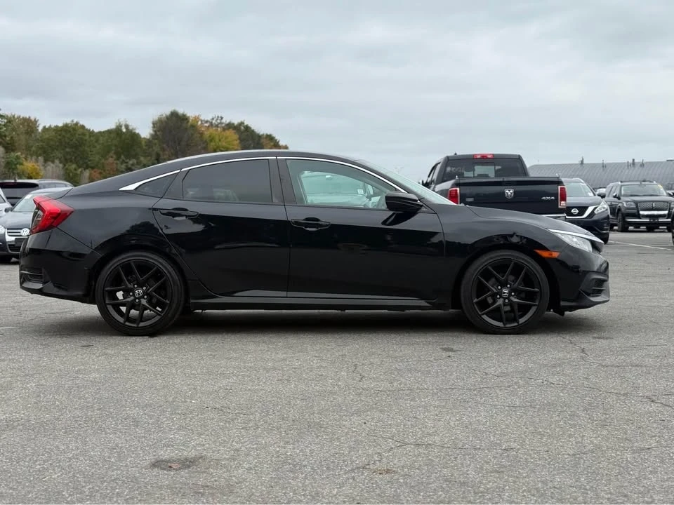 2017 Honda Civic 10th Gen - Image 2 of 10