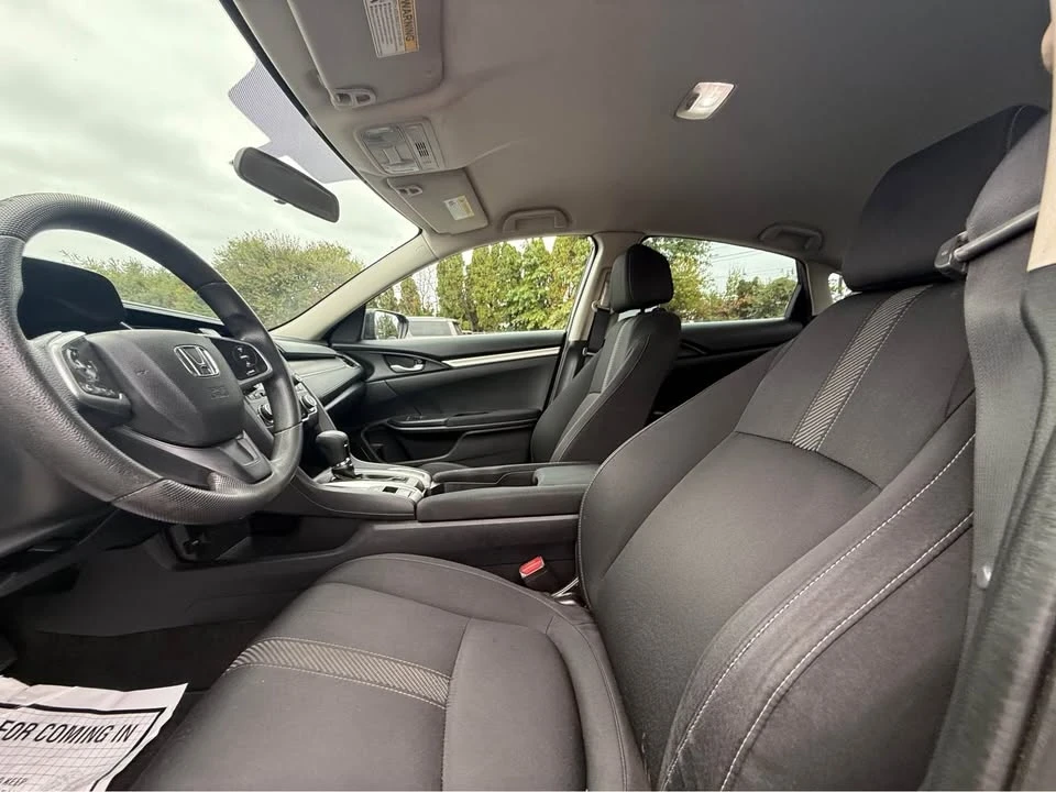 2017 Honda Civic 10th Gen - Image 9 of 10