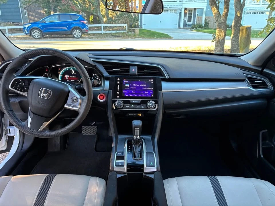 2017 Honda Civic 10th Gen - Image 11 of 20