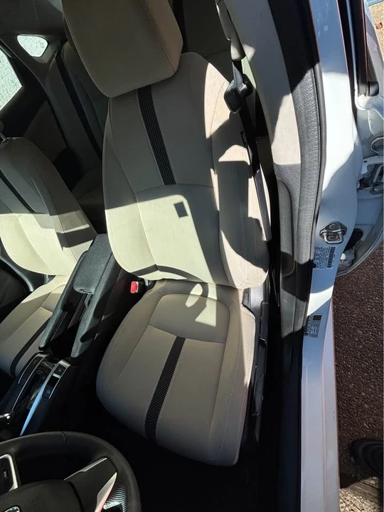 2017 Honda Civic 10th Gen - Image 8 of 20