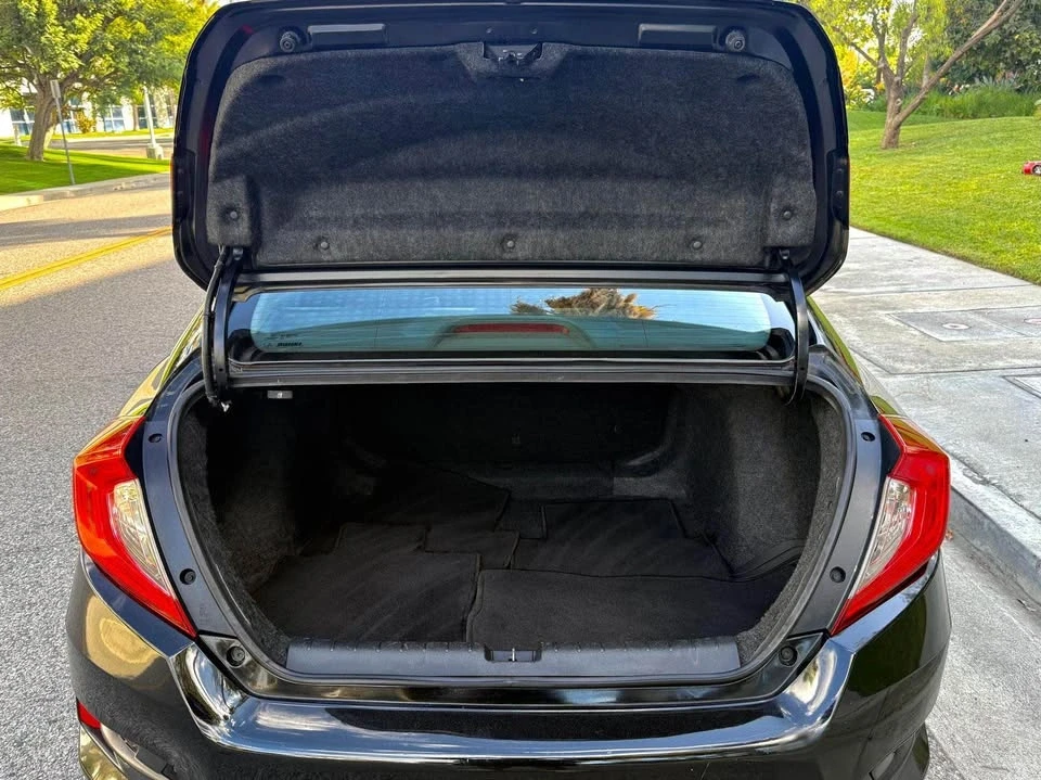 2017 Honda Civic 10th Gen - Image 13 of 14