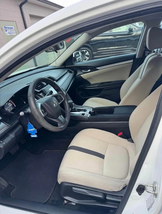 2017 Honda Civic 10th Gen - Image 3 of 8